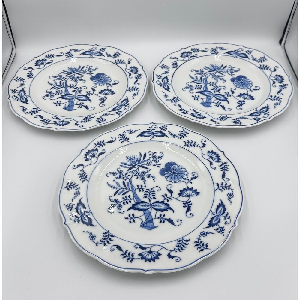 Danube 1950's Blue Onion Blue & White 3pc Dinner Plate Set Ribbon Hallmark Logo